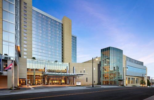 Crossroads Arts District Hotel | Loews Kansas City