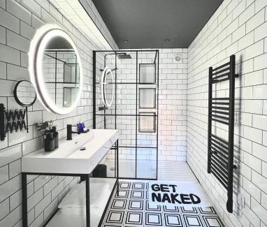 Douglas Apartment | Loft 11 Stunning LUXURY NYC Loft Style Interior Designed 2BD Apartment EXCELLENT CITY CENTRE LOCATION Mezzanine Cinema Room Designer Furniture AMAZING SPACE