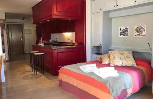 Barrio de Santo Domingo y San Martin Apartment | Loft acogedor con terraza y parking en el centro