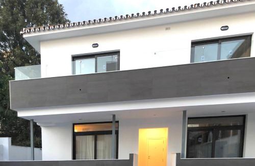 Malaga-Este Apartment | Loft Chimenea Beach