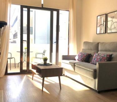Malaga-Este Apartment | Loft Chimenea Beach