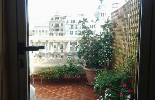 La Roqueta Apartment | loft in the center of valencia