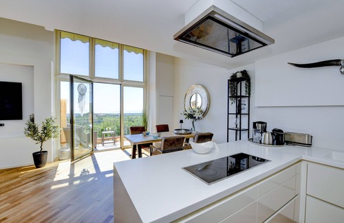 Puegnago del Garda Apartment | Loft la Torretta with lake view and pool