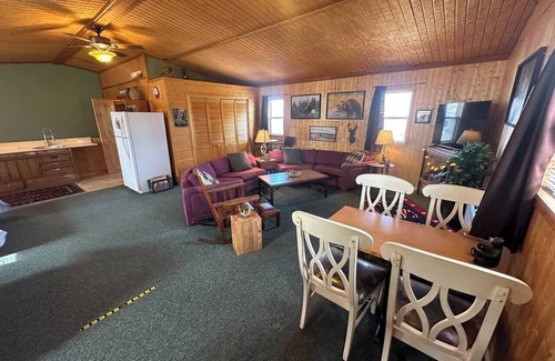 Spirit Lake House | Loft Oasis:Fam+PetFriendly,Big Spirit Lake