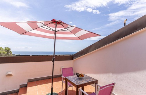 Quercianella Apartment | Loft Sea View With Terrace in Quercianella!