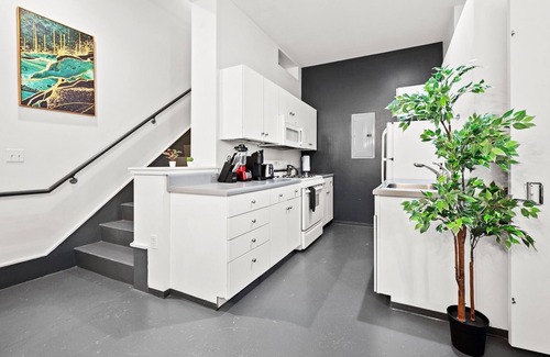Columbus Park - Andrew Square Apartment | Loft style 2BR unit in Boston Southend 1639