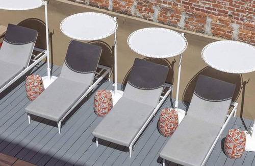 South Main Historic District Apartment | Loft-Style Studio Apt Unit w/ Pool