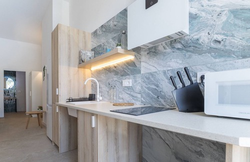 Jesus Apartment | Loft Valencia near to train station AVE - UY70 B