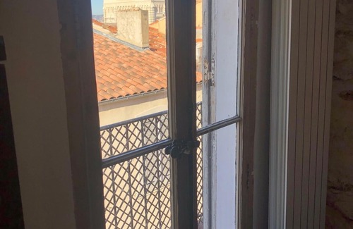 Quartier du Panier Apartment | loft with large terrace overlooking the sea near the MUCEM/Panier district