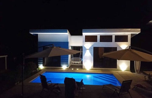 Playa Hermosa House | Loft45 in playa Hermosa, Paradise 5 mins from the beach!