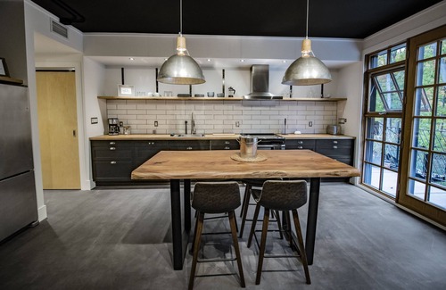 Chelsea Hotel | Lofts du Village