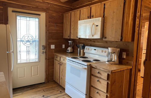 Prairie Lea Cabin | Log Cabin 3 at Son's Blue River Camp