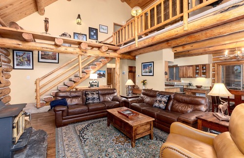 Baldy Mountain House | Log home, huge deck, incredible view of Breckenridge. Save on 7 night stays.