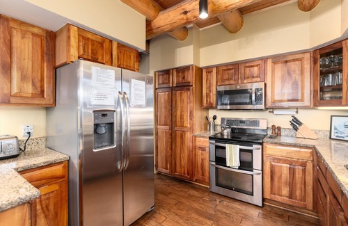 Baldy Mountain House | Log home, huge deck, incredible view of Breckenridge. Save on 7 night stays.