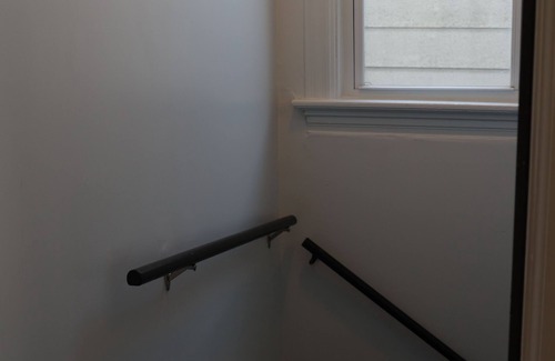 Palmer Square Apartment | Logan Square Loft — Writer’s Retreat Near Blue Line & Cafés