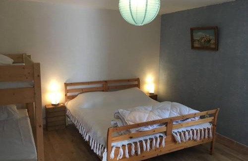 Treigny Apartment | logement indépendant LE POULAILLER proche Guédelon
