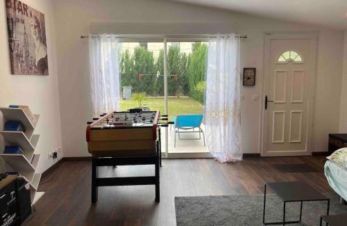 Sannois Apartment | Logement moderne, dans mon jardin, près de Paris et stade de France avec place de stationnement