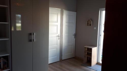 Savigne-sur-Lathan House | Logement Privatif à 5min du lac de Rille