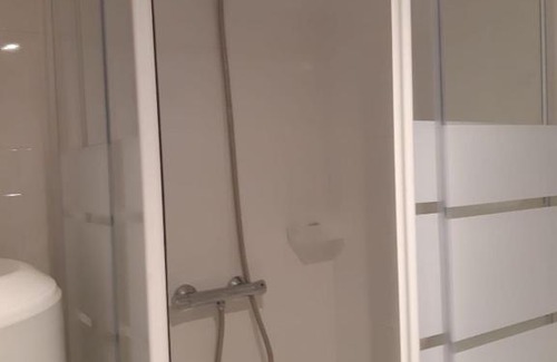 Dagneux Ski Chalet | Logement proche Lyon-aéroport-Centrale Bugey