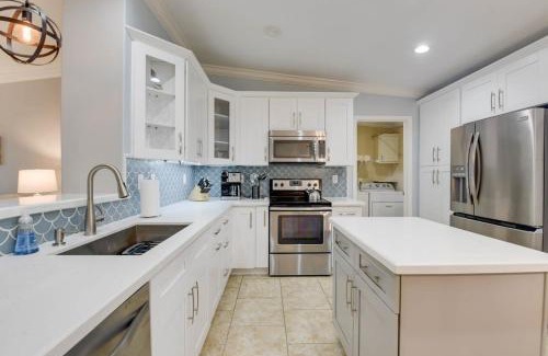 Sugarloaf Key House | Loggerhead Lagoon - Modern Waterfront Home