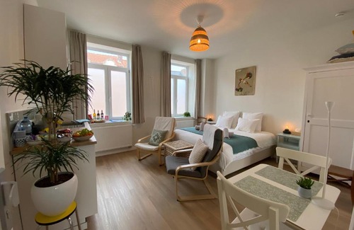Ostend City Centre Apartment | LOGIES-M Comfort Studios Inc Bikes B&B