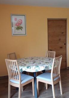 Ahuille Apartment | Logis de la Provosterie - CLIVIA ou CROCUS