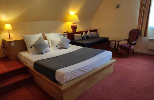 Chalezeule Hotel | Logis Hotel Calisola Besançon - Soirée Etape