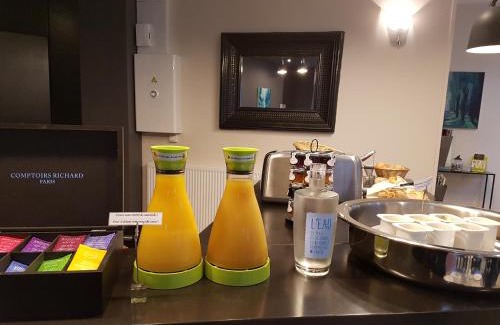 Senlis Hotel | LOGIS HOTEL - Le Petit Bellon