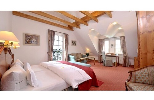 Langenfeld Hotel | Lohmann's Romantik Hotel Gravenberg