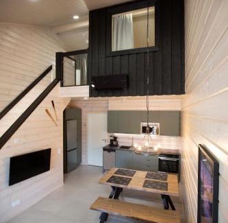 Akaslompolo House | LOIMU