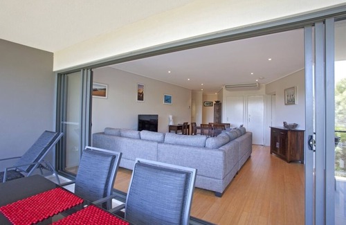 Agnes Water Apartment | Loka Santi 10 - Three-Bedroom Beachfront Unit