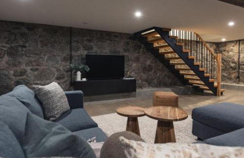Kaslo House | Lokis Loft and Cellar at the 1896 Building