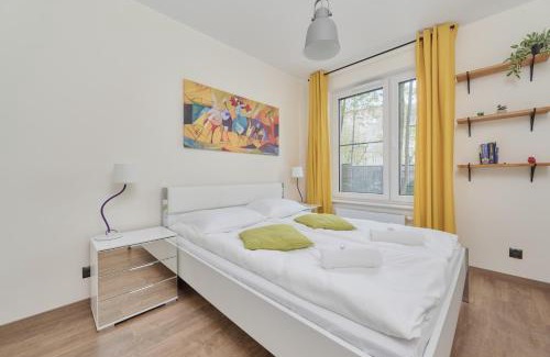 Srodmiescie Apartment | Lokum Vena Apartment with Terrace & Parking Wrocław by Noclegi Renters