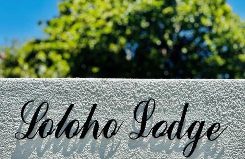Sea Point Bed & Breakfast | LOLOHO LODGE - 24h solar power