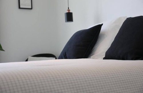 Parmain Bed & Breakfast | Lomalia - Double room with garden view