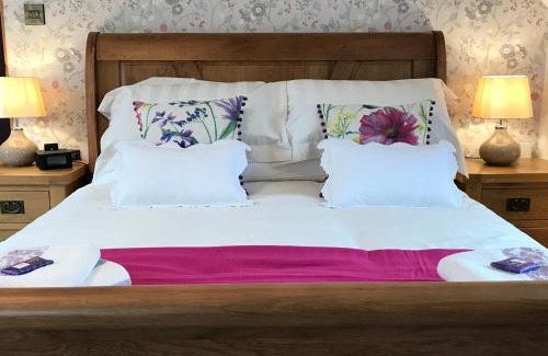 Pentraeth Bed & Breakfast | Lon y Traeth Bed & Breakfast