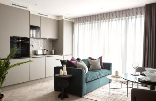 Whitechapel Apartment | London City East by Viridian Apartments