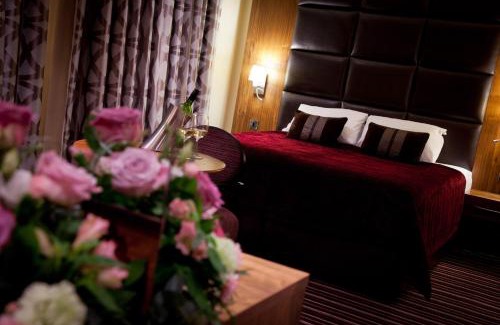 Waddon Hotel | London Croydon Aerodrome Hotel, BW Signature Collection