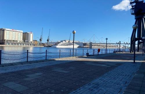 Docklands Apartment | London Excel O2 Arena - Apartment with River view