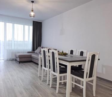Suceava Apartment | London Residence - Suceava City -
