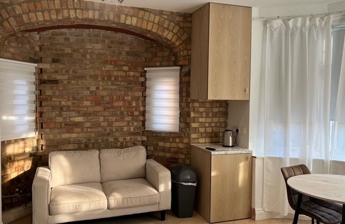 Harrow Apartment | London Studios and Suites