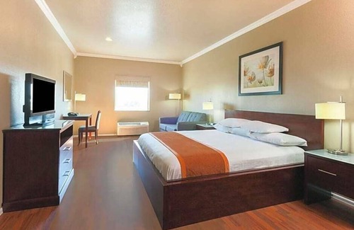 Groesbeck Hotel | Lone Star Inn & Suites