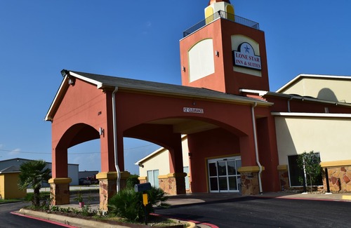 Groesbeck Hotel | Lone Star Inn & Suites