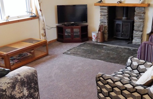 Spittal Cottage | Loneacre - a bungalow that sleeps 4 guests in 2 bedrooms