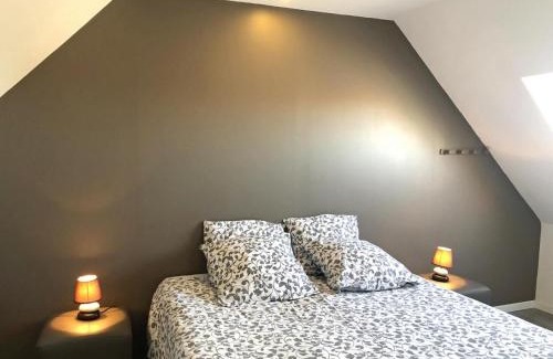Echassieres House | Longère rénovée avec piscine privée, Wi-Fi et climatisation - FR-1-489-201
