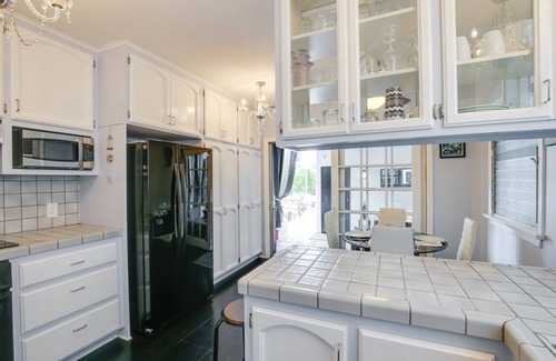 Belmont Shore House | Long Beach Vacation Rental: Walk to Beach & Shops