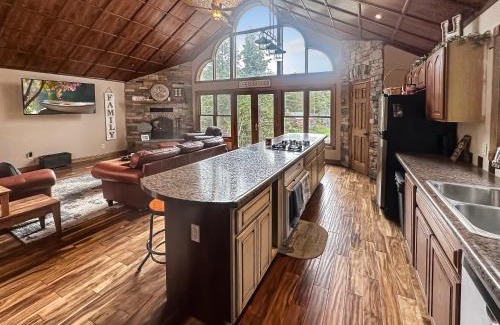 Gleason House | Long Lake 2br Retreat Relax And Reconnect