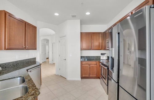 Bonita Springs Condo | Long Lake View From This First Floor Coach Home