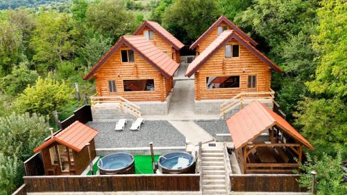 Rimetea Ski Chalet | Long Rock Chalets