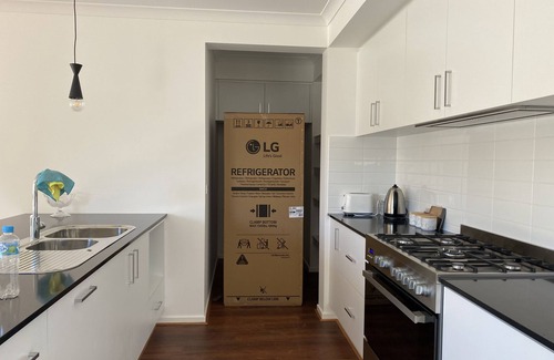 Doreen House | Long Stay Discount-30 Minutes to International Airport-ModernHouse-DoreenVic3754